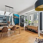 Grandeur Cachee Du 15E - Avec Parking