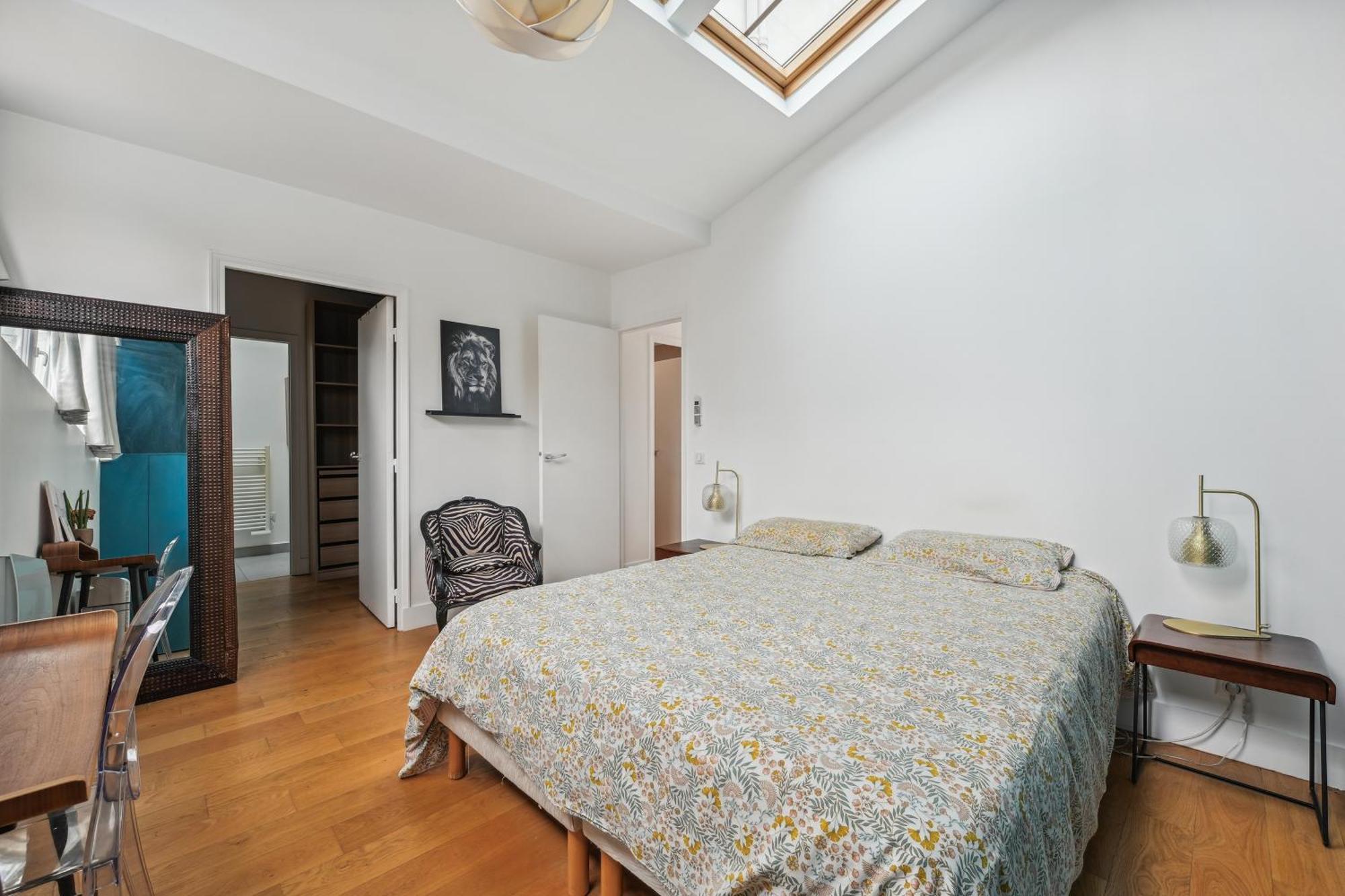 Apartment Grandeur Cachee Du 15e - Avec Parking Paris