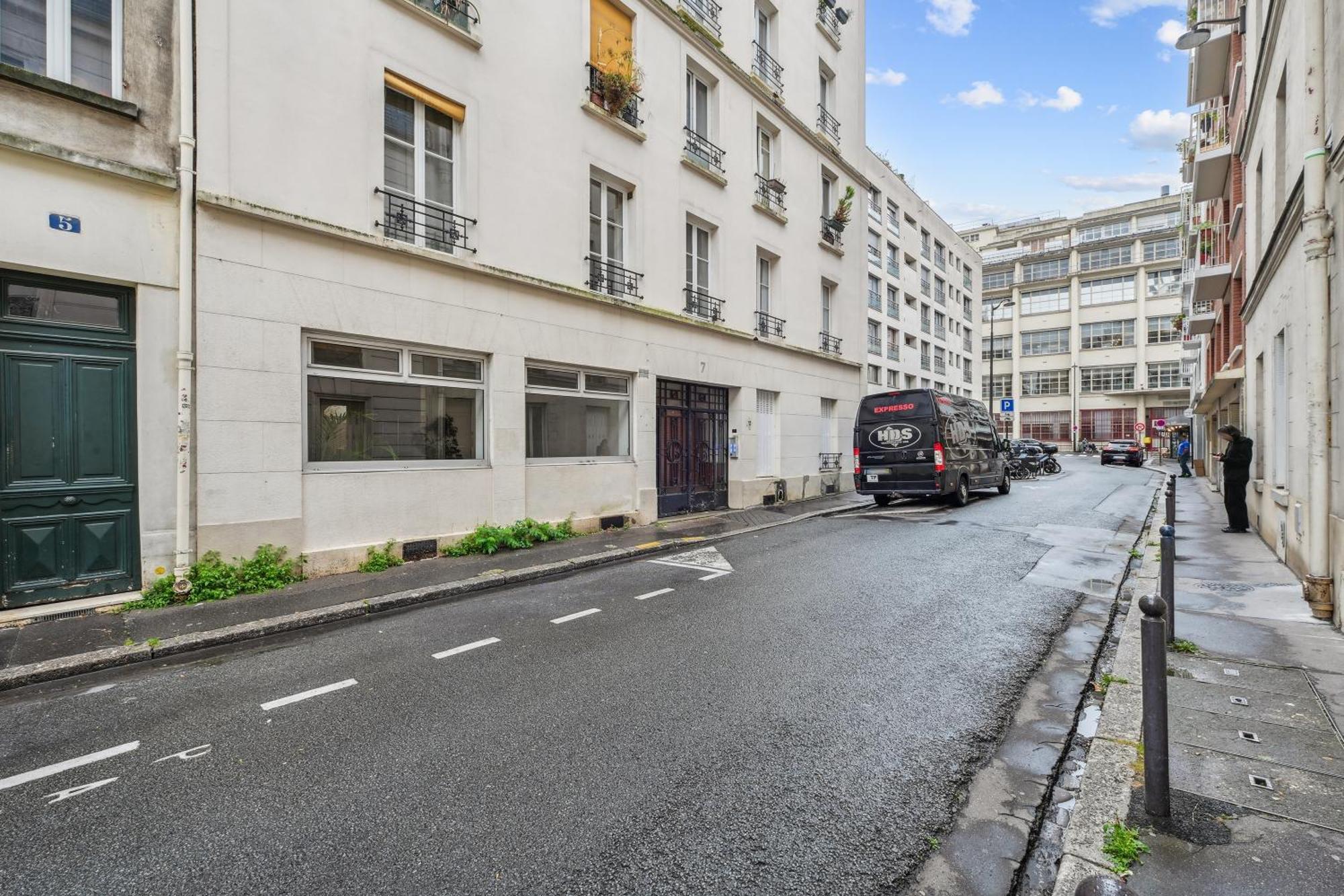 Grandeur Cachee Du 15e - Avec Parking * Paris